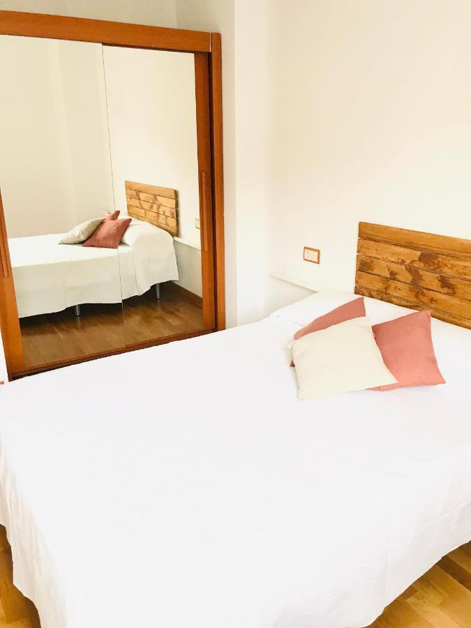 La Puerta De Viana, Con Desayuno, Piscina Y Posibilidad Visita A Bodega! Villa เบียนา ภายนอก รูปภาพ